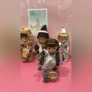 Precious Moments “Wizard of Oz” set of 4 7” dolls